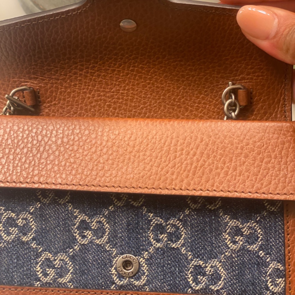 Gucci Purse and Sandal Set (Authentic) - Picture 2 of 13